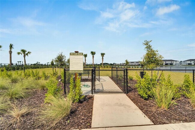 Building Photo - 17641 Crescent Moon Lp