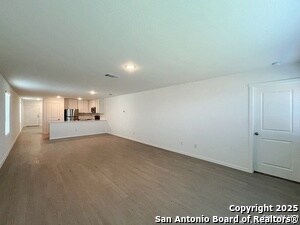 Building Photo - 534 Chevre Rd