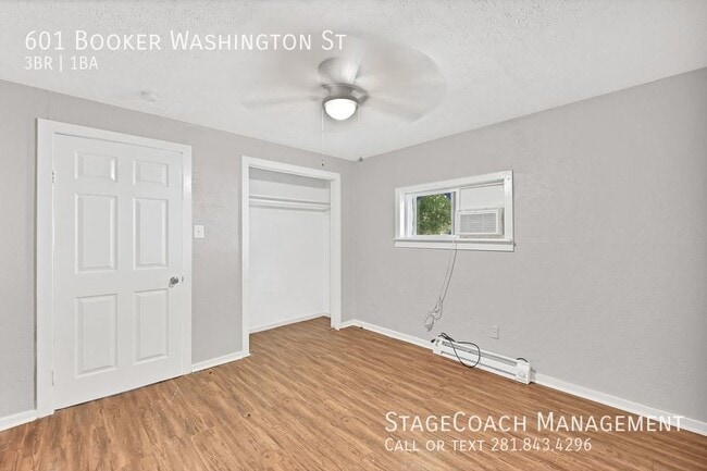 Building Photo - 601 Booker T Washington St