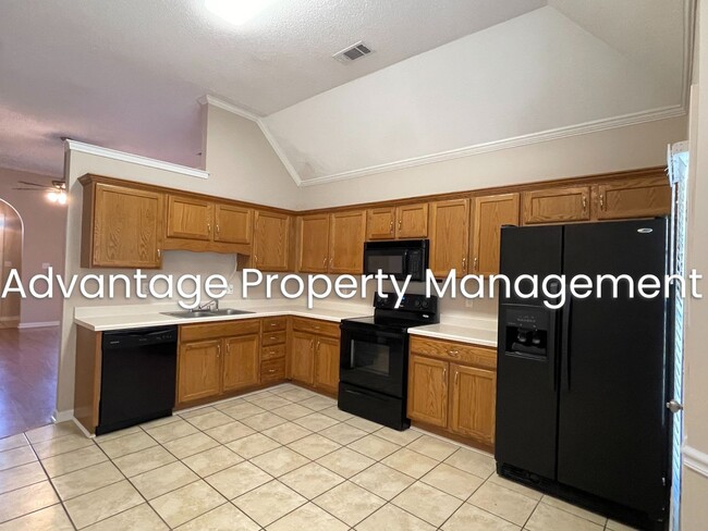 Building Photo - Nice Home In Cordova