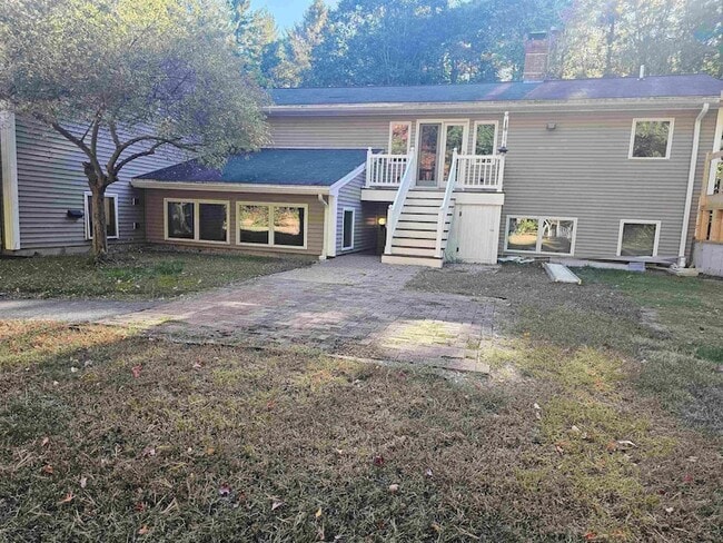 Building Photo - 30 Sterling Ln