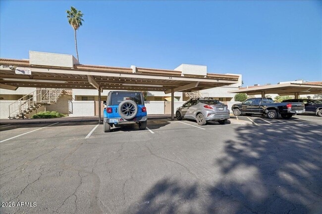 Building Photo - 4150 E Cactus Rd