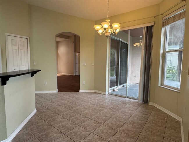 Building Photo - 10207 Quails Landing Ave