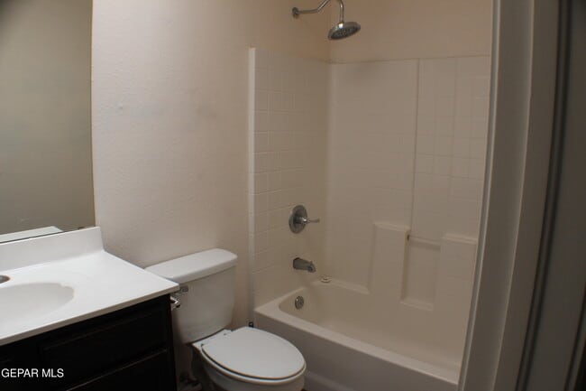 Building Photo - 4805 Ramon Vega