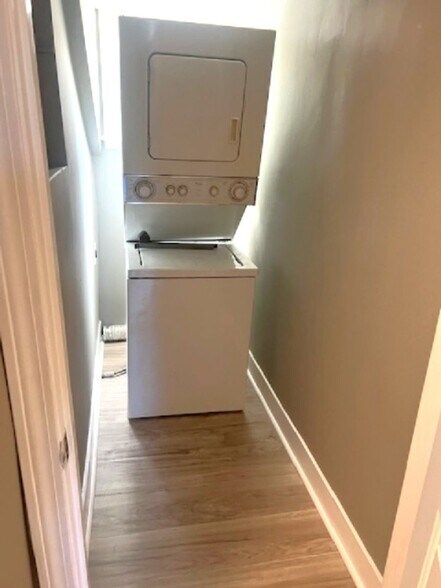 Building Photo - 718-720 Charles Street