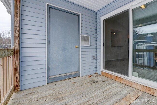 Building Photo - 58 Tanglewood Ct