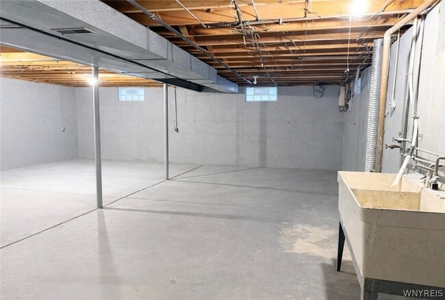 Building Photo - 263 Fruitwood Terrace