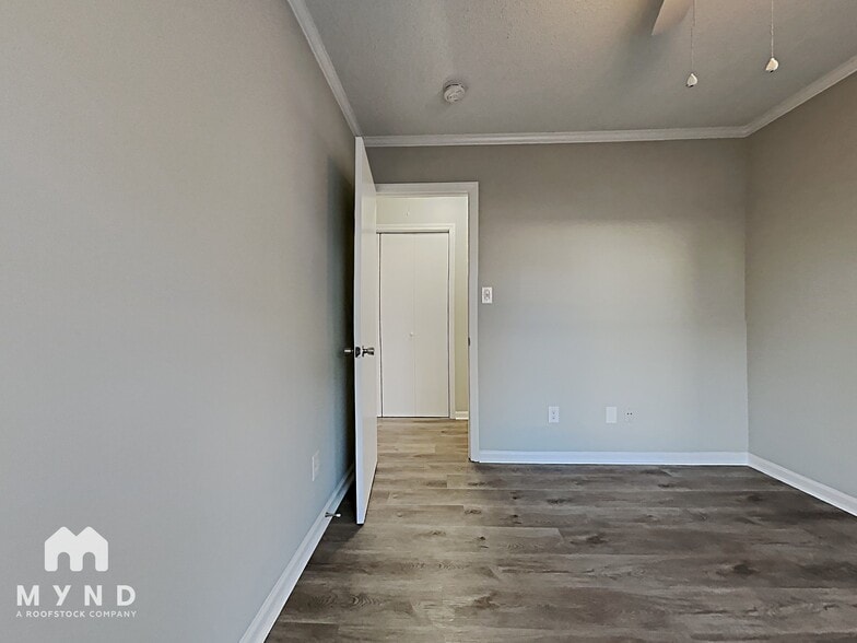 Building Photo - 1300 Newfound Hollow Dr