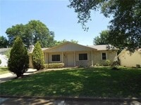 Building Photo - 606 Crane Dr