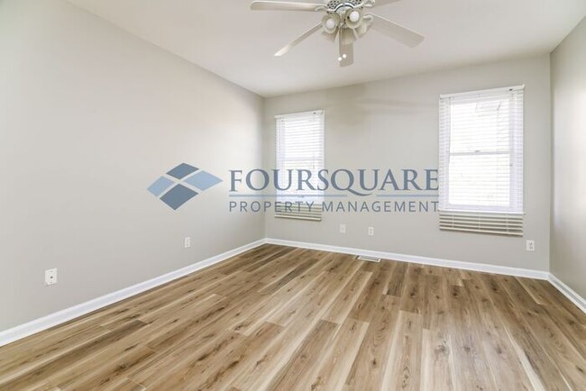 Building Photo - One Story Single Family Home| 2nd Floor Lo...