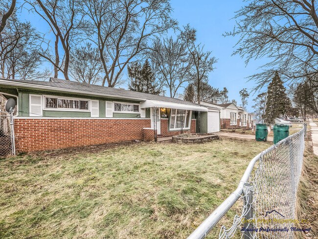 Building Photo - 1088 Studebaker Ave