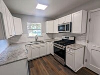 Building Photo - Newly Remodeled Anderson Island Rental