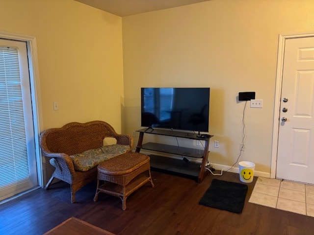 Building Photo - 2320 Gracy Farms Ln