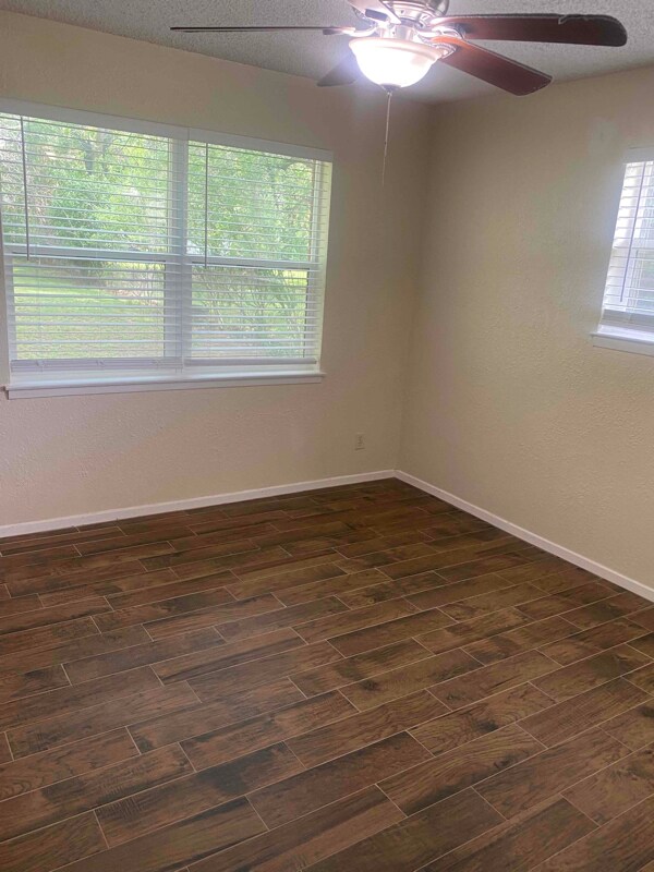 Building Photo - 4207 Timbercrest Ln