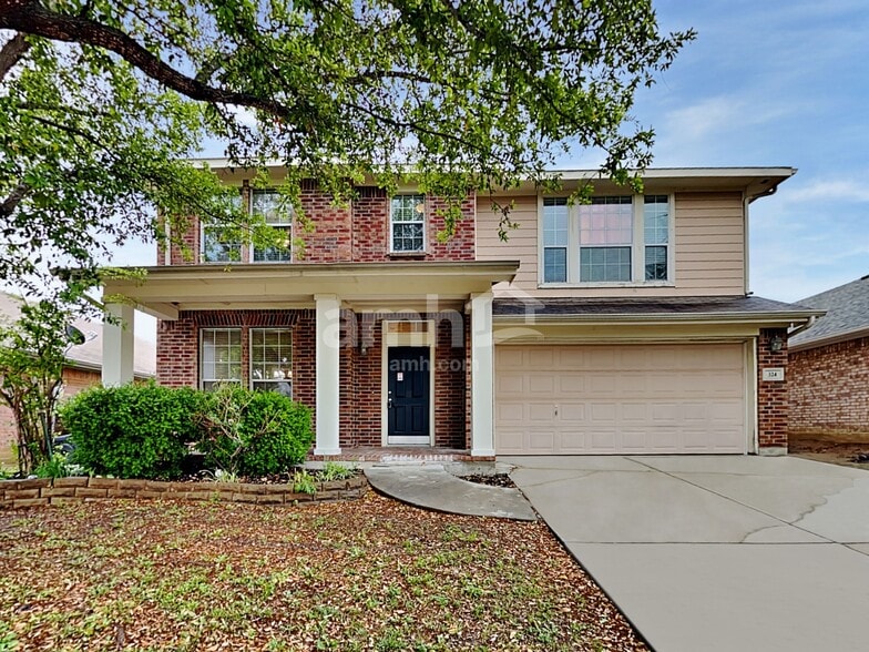 Primary Photo - 324 Bayberry Dr