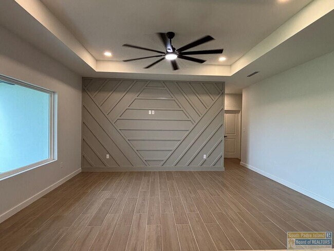 Building Photo - 3032 Eliseo Villarreal Ave