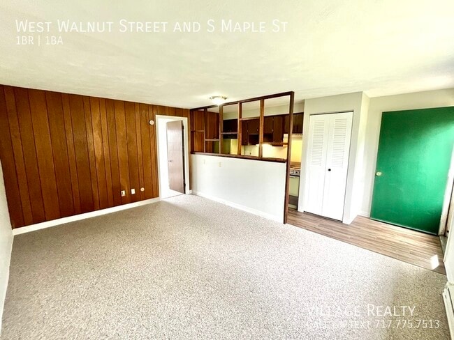 Building Photo - 86 W Walnut St