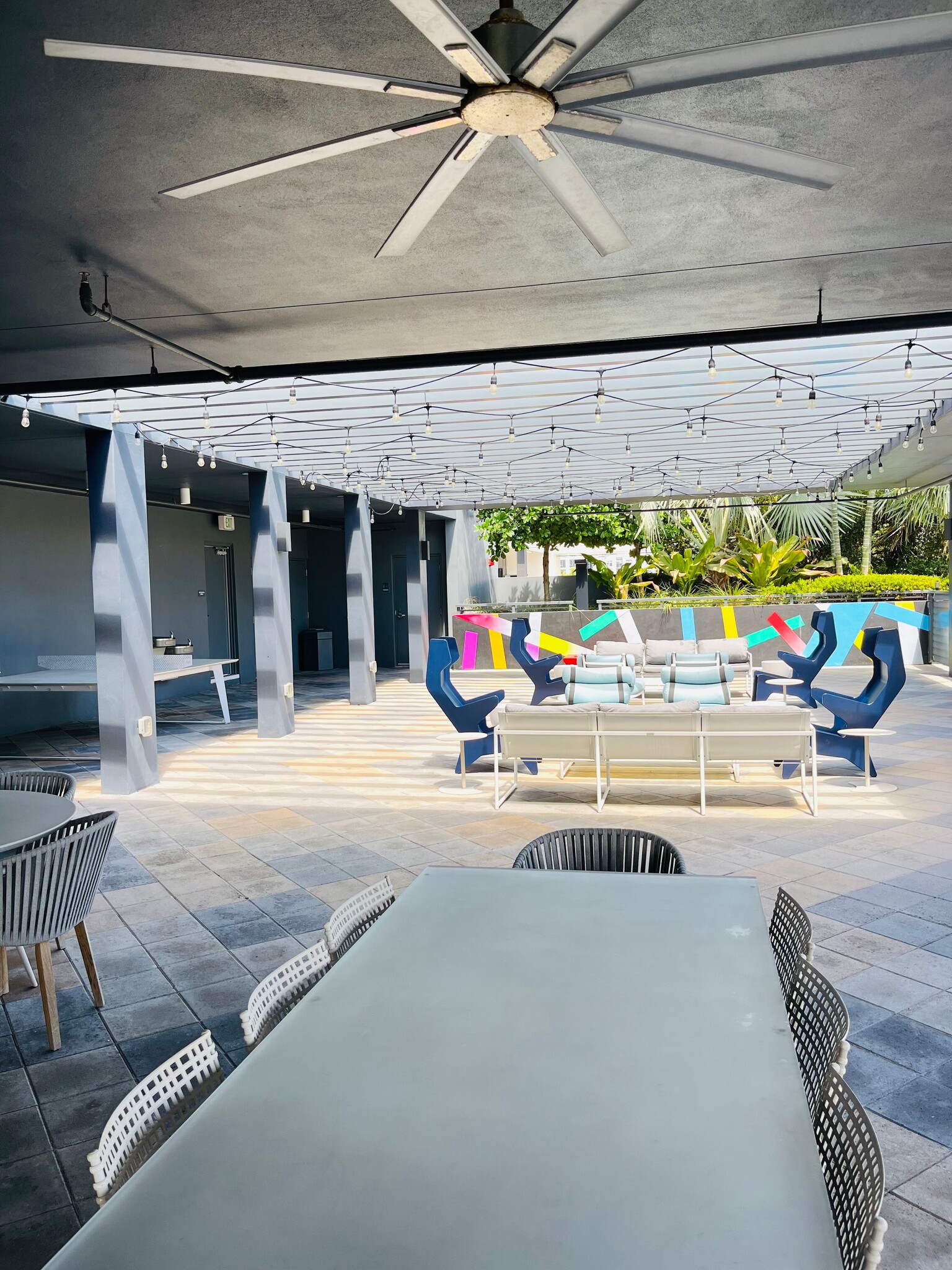 Building Photo - 275 NW 26th St