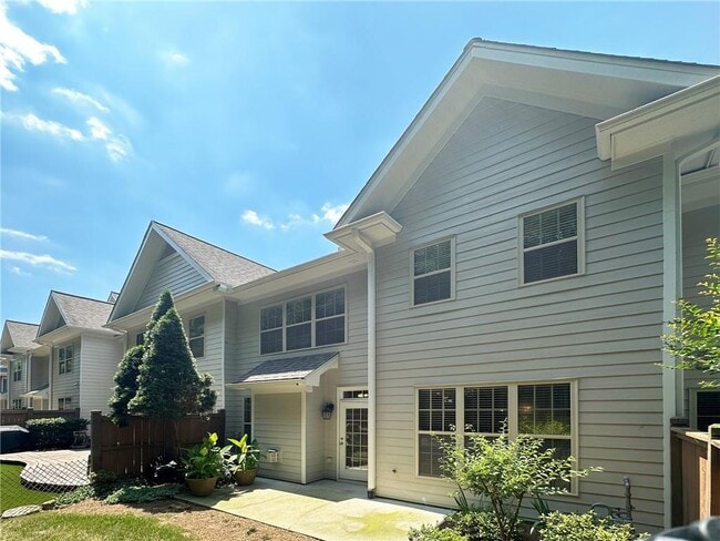 Building Photo - 5132 Meridian Ln