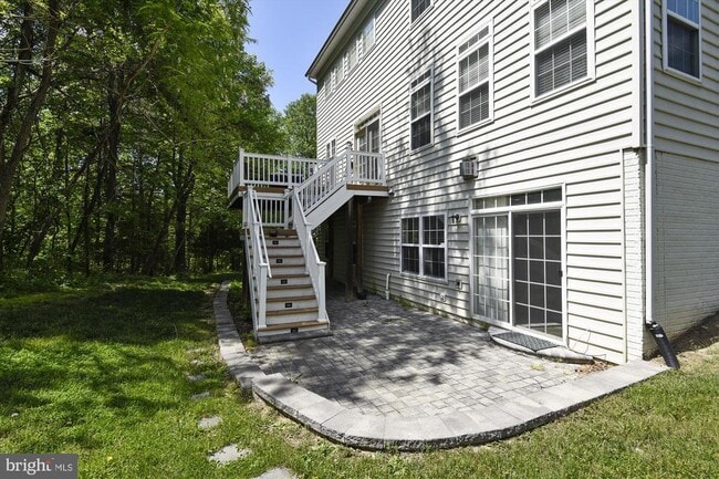 Building Photo - 6087 Piney Woods Ct