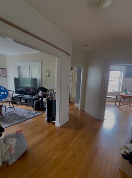 Building Photo - 15 Alton Pl