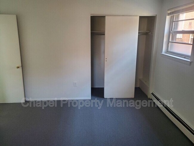 Building Photo - 1143 E Sydney St