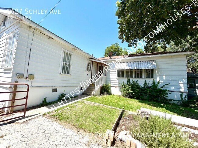 Building Photo - 1627 Schley Ave