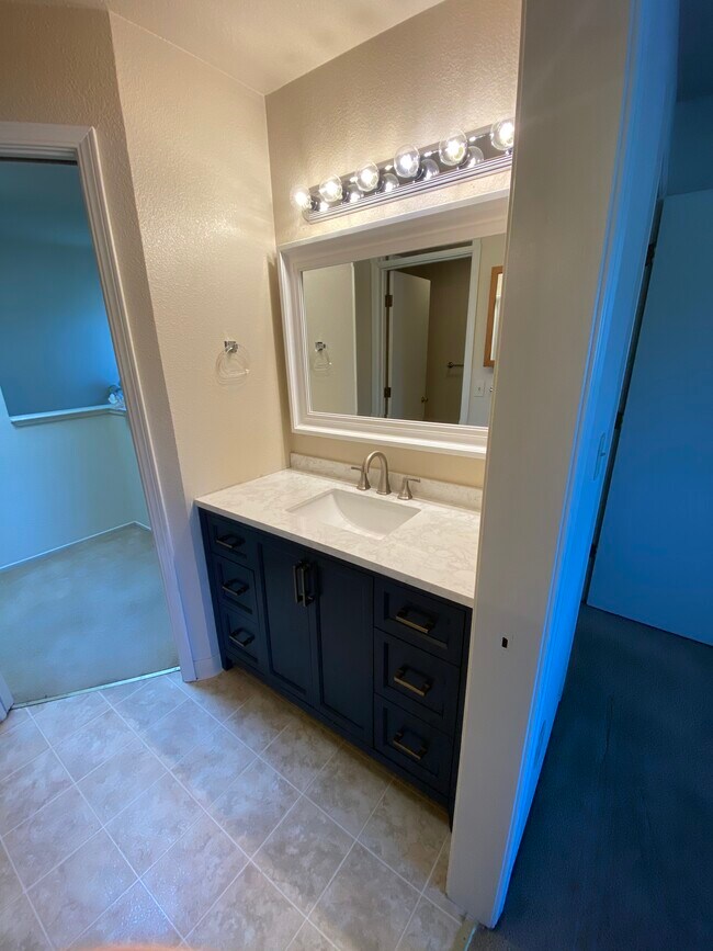 Another angle of top floor vanity - 445 Willow Ave