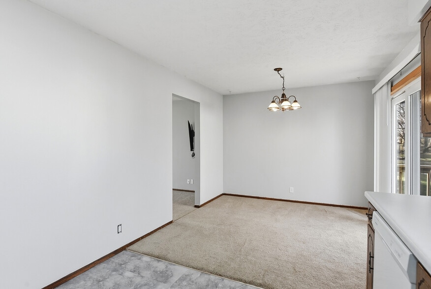 Building Photo - 13210 Schirra St