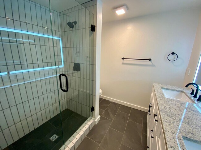 Building Photo - Brand New Luxury Apartments Steps from Beltline