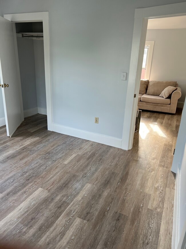 Building Photo - 8 South St