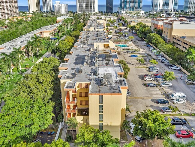 Building Photo - 210 172nd St