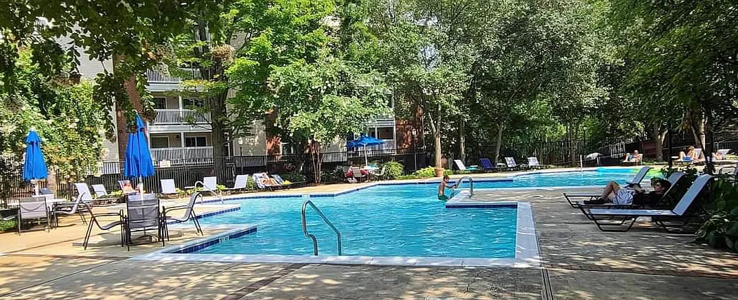 Building Photo - 1504 Lincoln Way