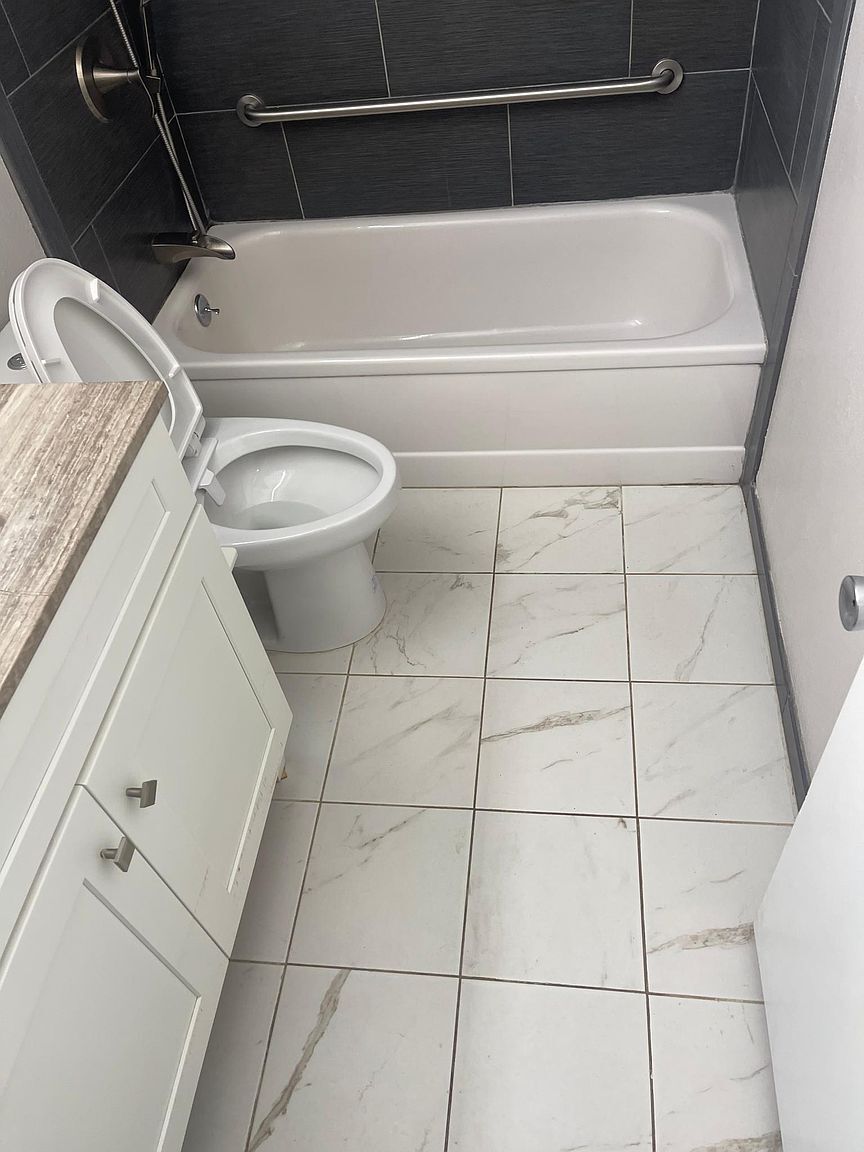 Building Photo - 2600 Jones Rd