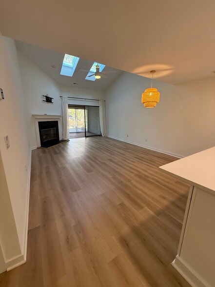 Building Photo - 5935 Inland Greens Dr