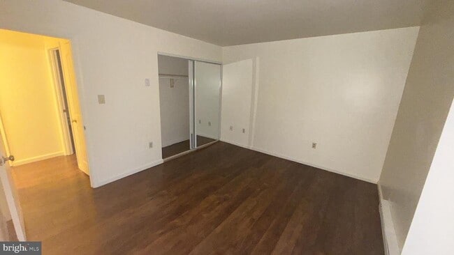 Building Photo - 3748 Tudor Dr