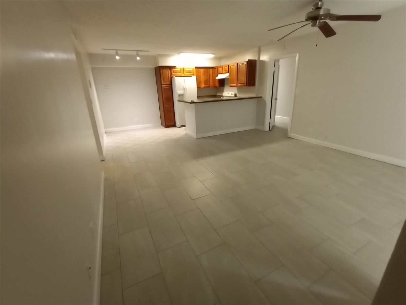 Building Photo - 751 Lyons Rd