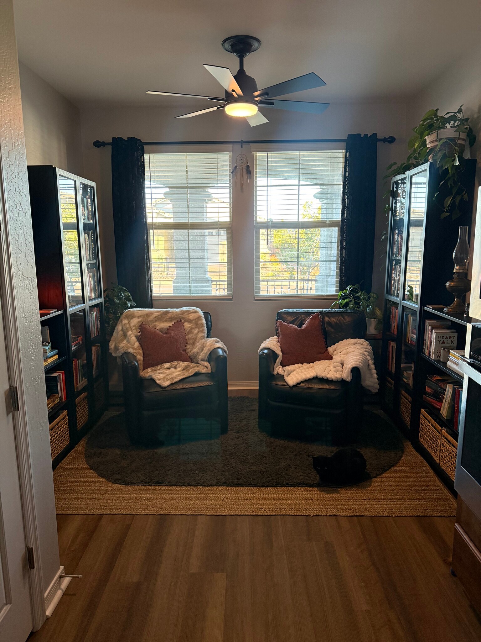 Building Photo - 3552 W Dreamy Draw Dr