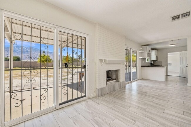 Building Photo - 33515 Wishing Well Trail