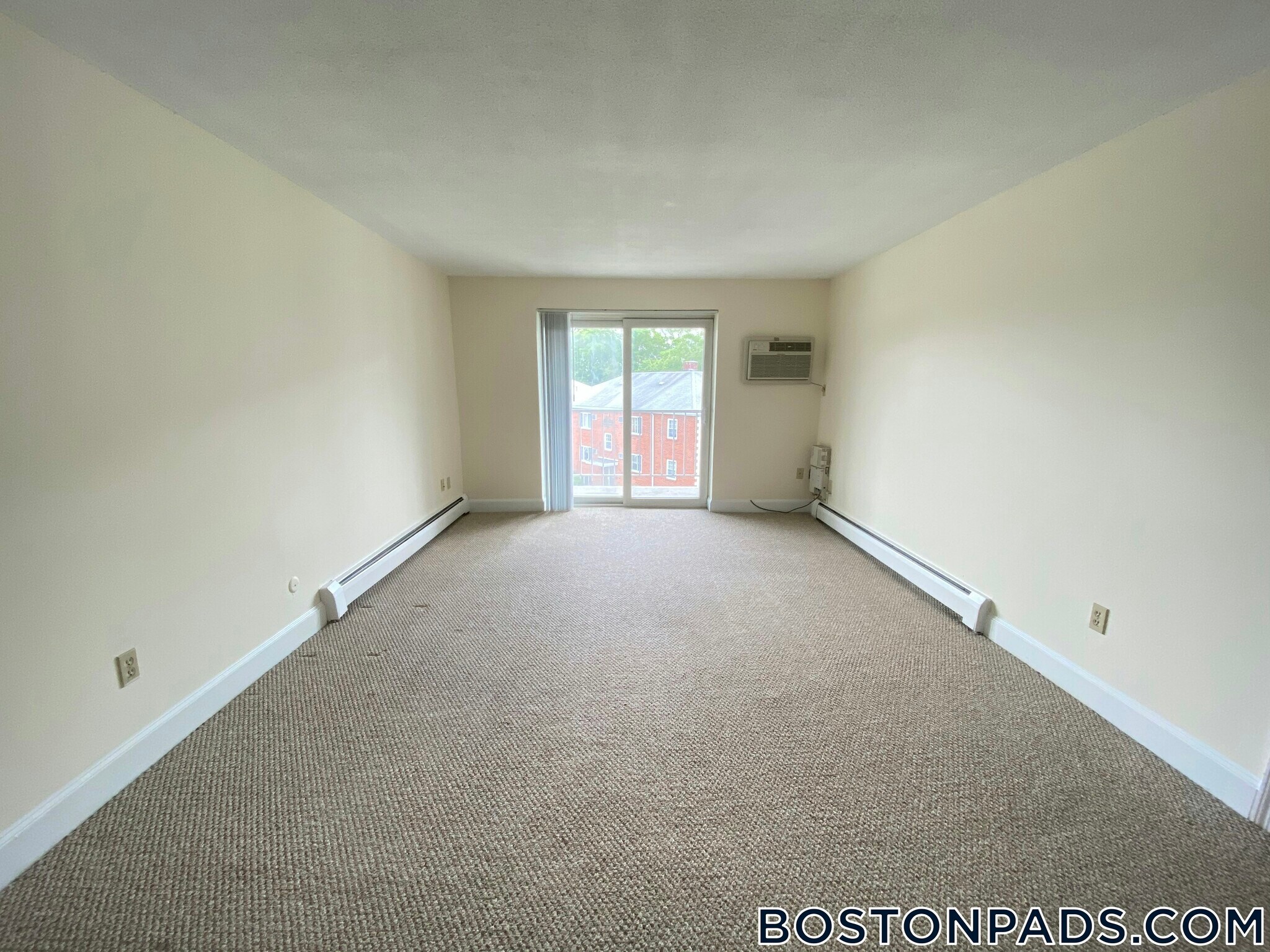 Building Photo - 4 Brattle Dr