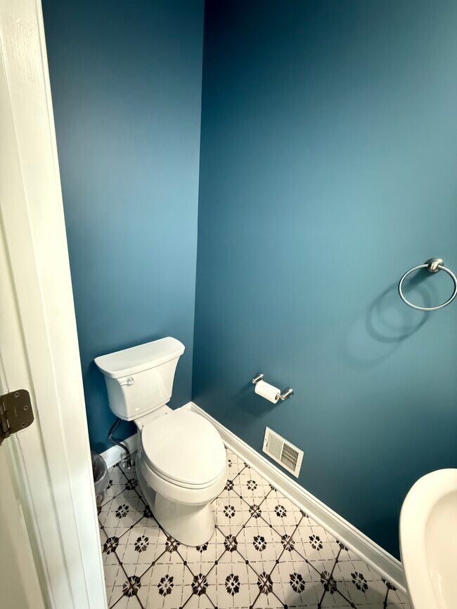 Building Photo - 40883 Meadow Vista Pl