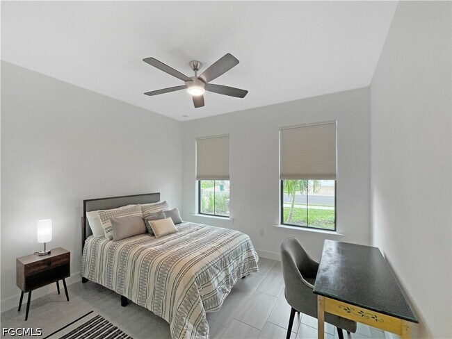 Building Photo - 2057 Yellowfin Cir