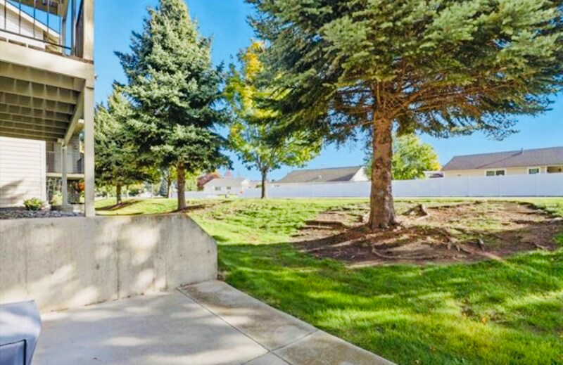 Building Photo - 22855 E Country Vista Dr