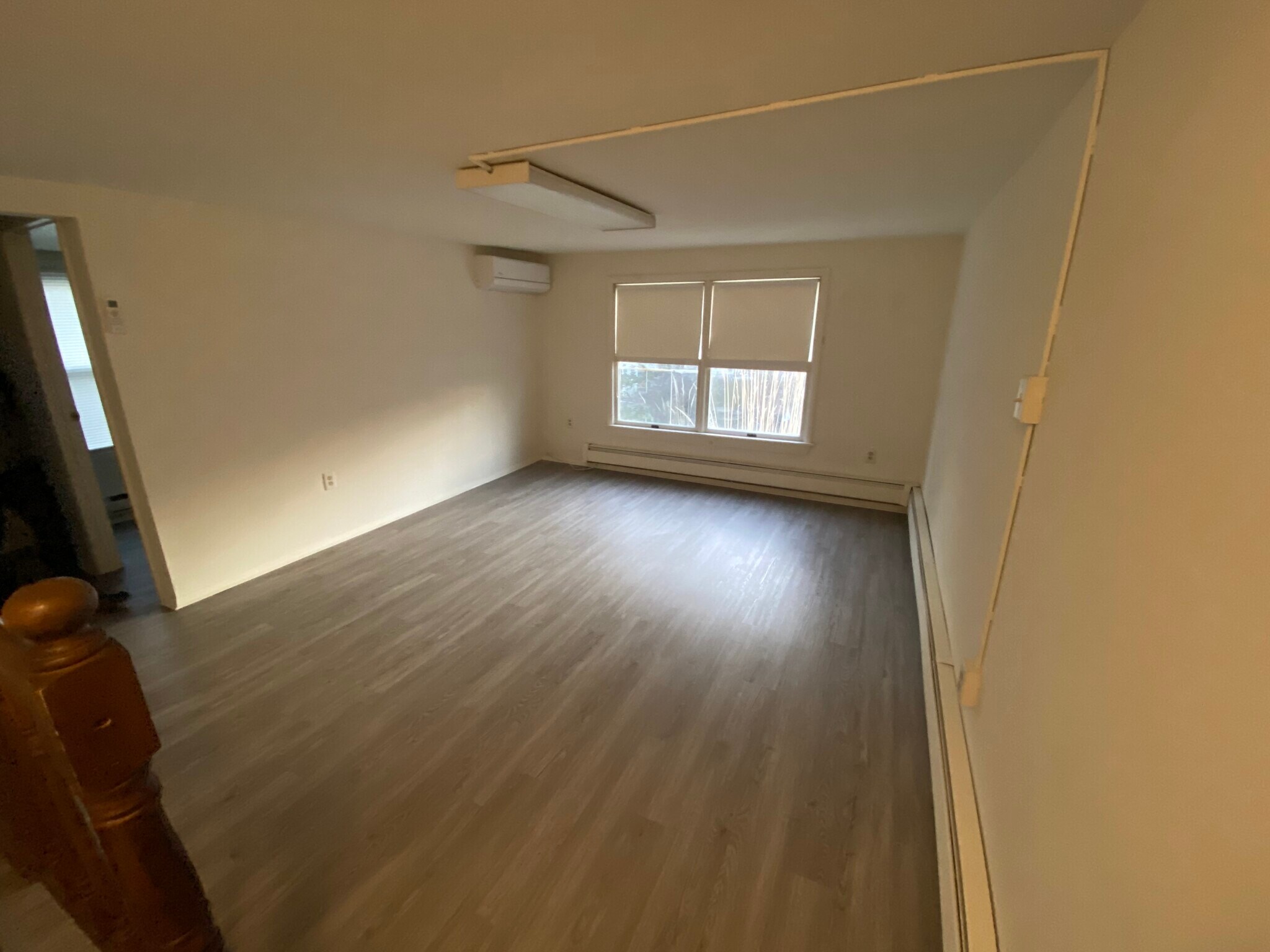 Building Photo - 144 Farnsworth Ave