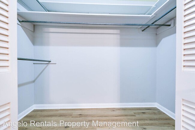 Building Photo - 3 br, 2 bath House - 2312 W. Ave K