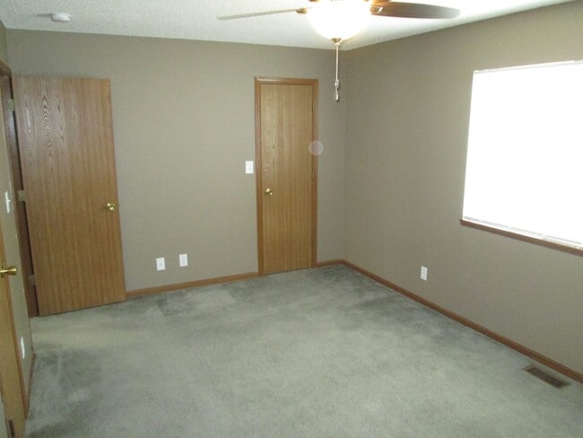 Building Photo - Next to Capital Beach Lake with free internet & cable tv