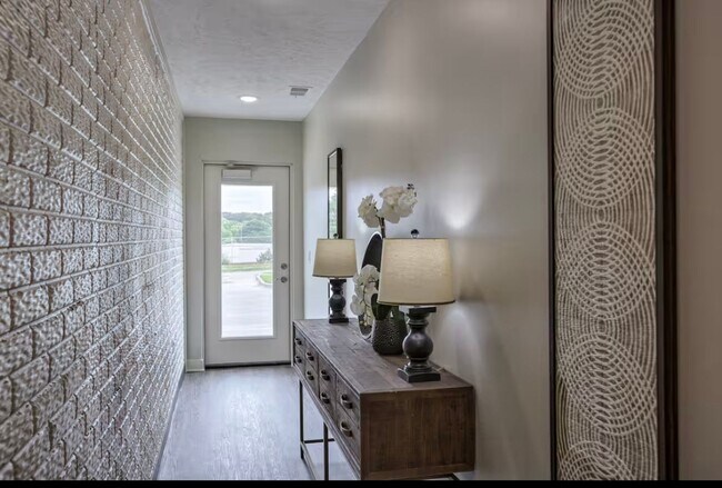 Building Photo - Fully Furnished Modern 3BR Retreat | Penthouse + Skyline Views