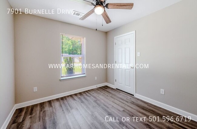 Building Photo - 7901 Burnelle Dr