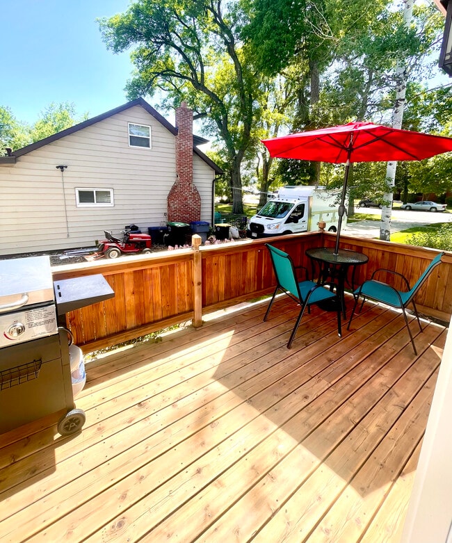 Building Photo - 348 Collyer St