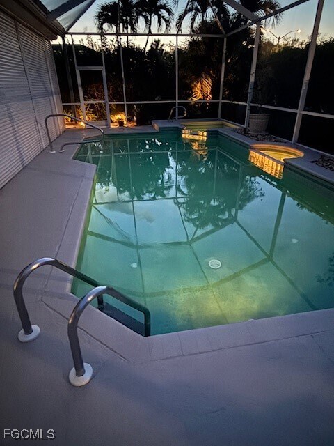 Building Photo - 8350 Trentwood Ct